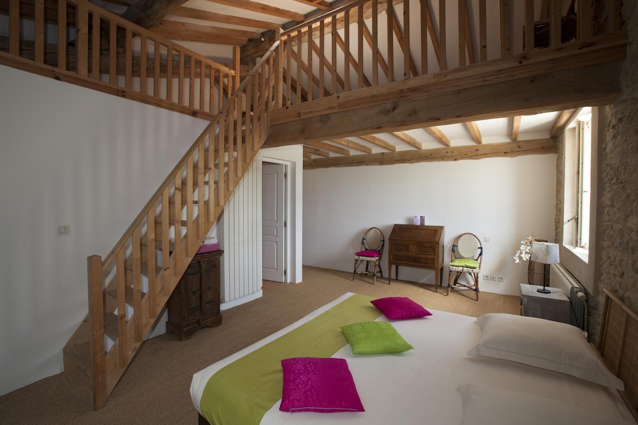 Bed and Breakfast Domaine Les Magasins Bram Exterior foto